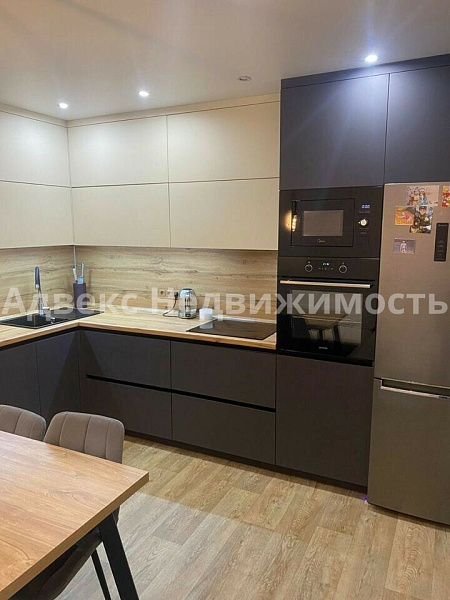 Квартира 2-комн., 55 м²