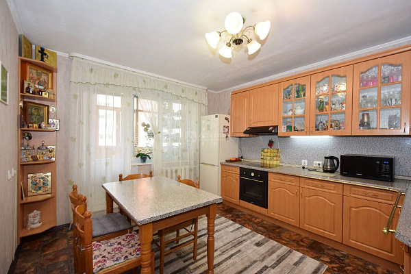 4-к квартира, 151 кв.м. 4-к квартира, 151 кв.м.