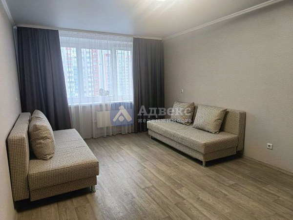 Квартира 3-комн., 87 м²