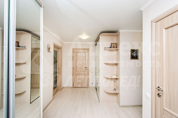 Квартира 3-комн., 75 м²