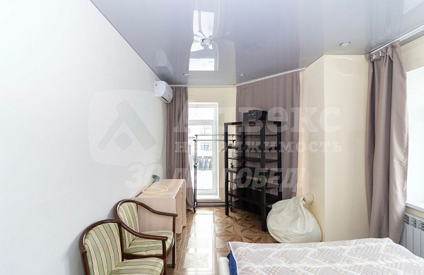 Дом, 299 кв.м.