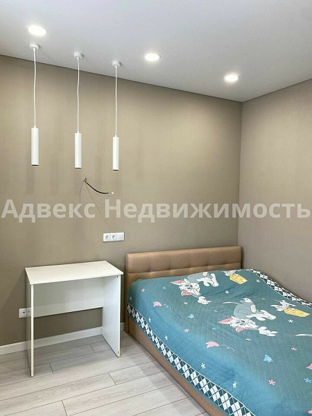 Квартира 3-комн., 120 м²