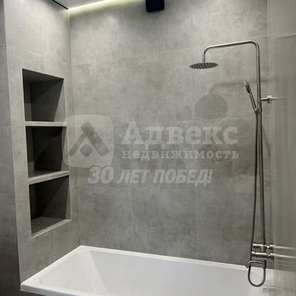 Квартира 2-комн., 82 м²