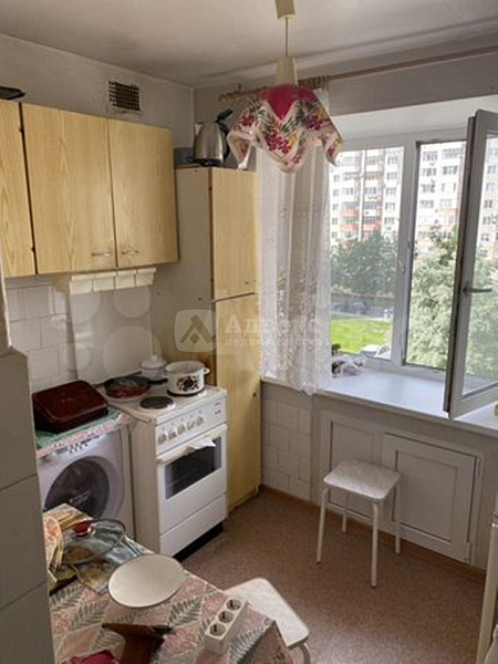 Квартира 4-комн., 60 м²