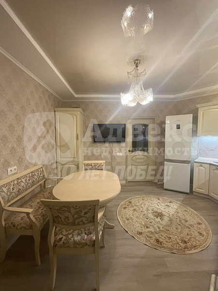Квартира 2-комн., 76 м²
