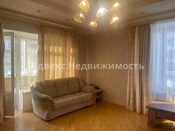 Квартира 3-комн., 125 м²