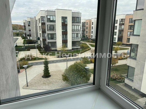 Квартира 3-комн., 82 м²