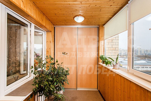 Квартира 2-комн., 74 м²