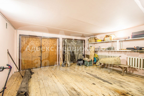 Дом, 651.8 кв.м.