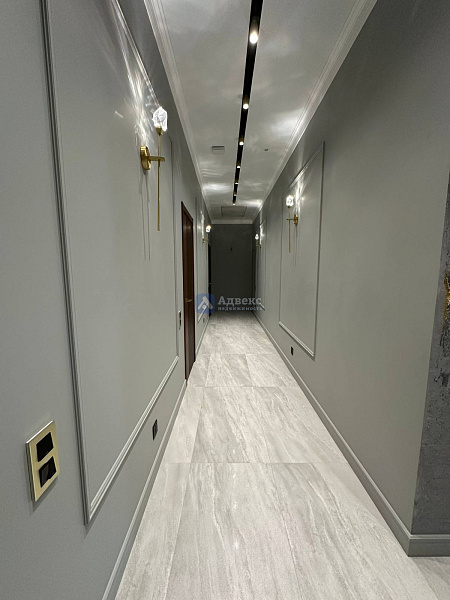 Коттедж 196 м²