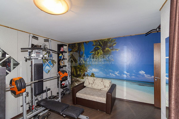 Квартира 3-комн., 160 м² Квартира 3-комн., 160 м²