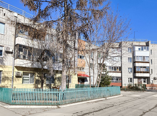 Квартира 3-комн., 64 м²