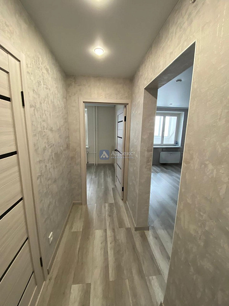 Квартира 1-комн., 37.3 м² Квартира 1-комн., 37.3 м²