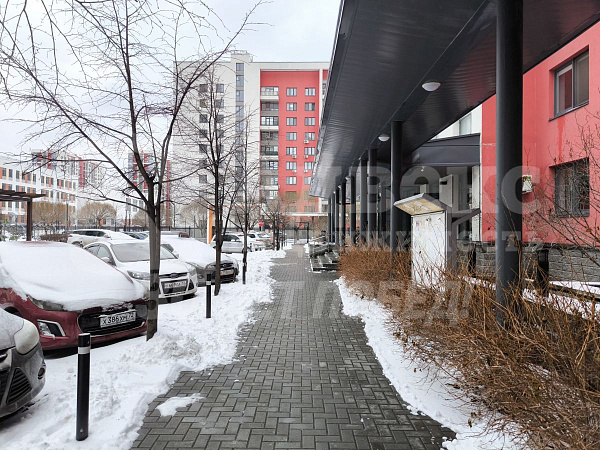 Квартира 3-комн., 75 м²