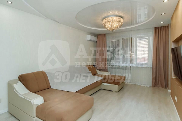3-к квартира, 90 кв.м.