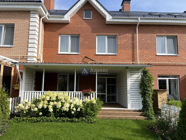 Таунхаус 150 м² Таунхаус 150 м²
