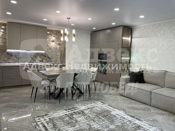 Квартира 3-комн., 105.4 м²
