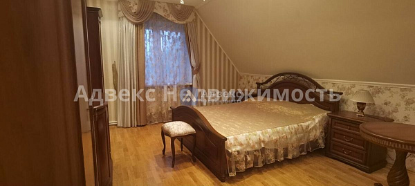 Коттедж 210 м²