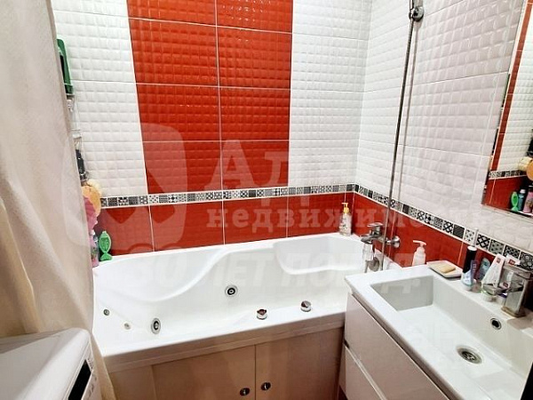 2-к квартира, 60 кв.м.