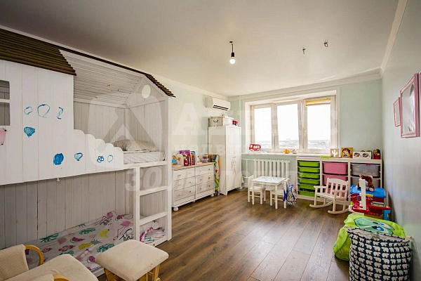 Квартира 2-комн., 83.8 м²