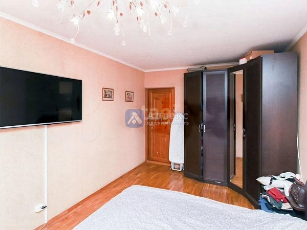 Квартира 4-комн., 104 м² Квартира 4-комн., 104 м²