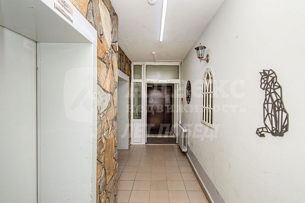 Квартира 2-комн., 80 м²