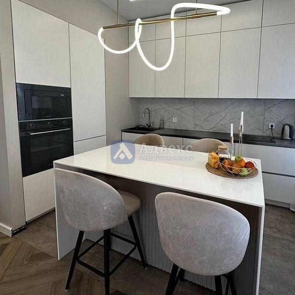 Квартира 2-комн., 65 м² Квартира 2-комн., 65 м²