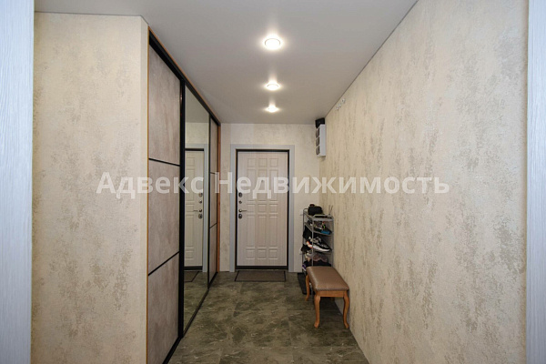 Квартира 3-комн., 93 м²