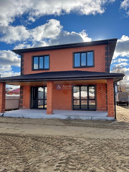 Коттедж 200 м²