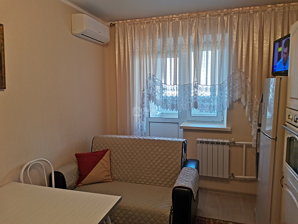 Квартира 1-комн., 42 м²