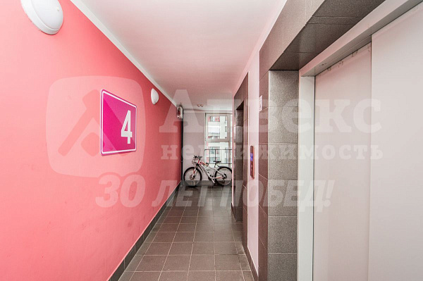 Квартира 3-комн., 75 м²
