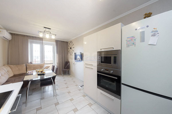 Квартира 3-комн., 89.2 м² Квартира 3-комн., 89.2 м²