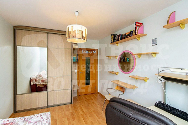 4-к квартира, 106 кв.м.