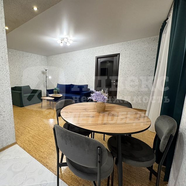Квартира 2-комн., 42 м²
