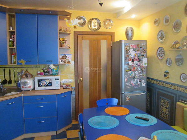 Квартира 3-комн., 93.1 м²