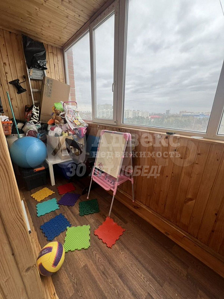 2-к квартира, 77 кв.м.