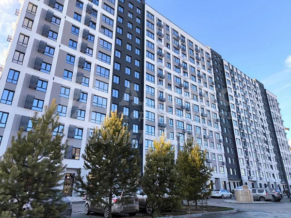 Квартира 4-комн., 98 м²