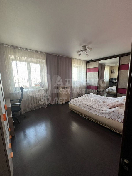 2-к квартира, 77 кв.м.