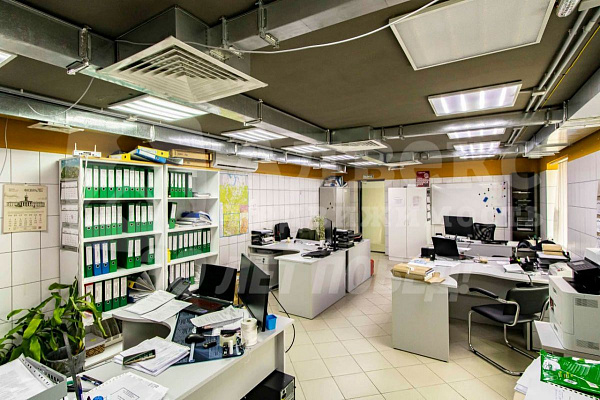 Бизнес-центр, 194 кв.м.