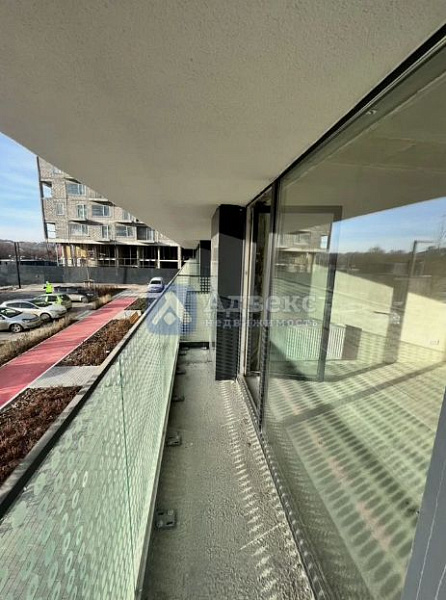 Квартира 3-комн., 166.8 м²
