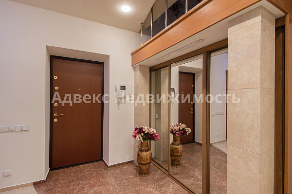 Квартира 4-комн., 185.3 м²