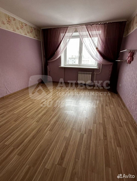 Квартира 4-комн., 121.6 м²