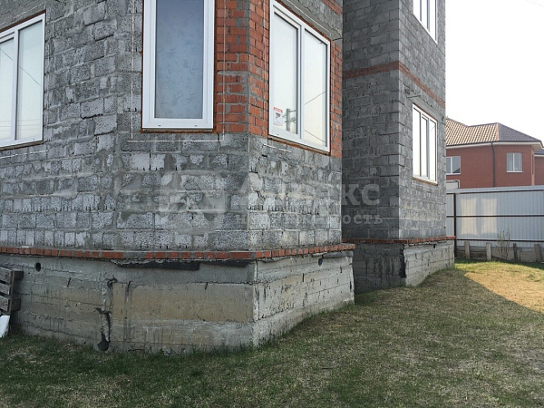 Коттедж 192 м²