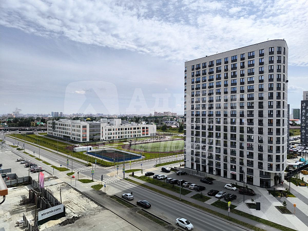 Квартира 3-комн., 77 м²