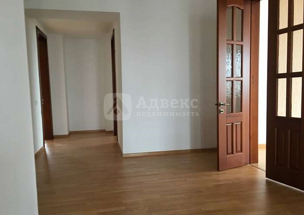 Квартира 5-комн., 252 м²