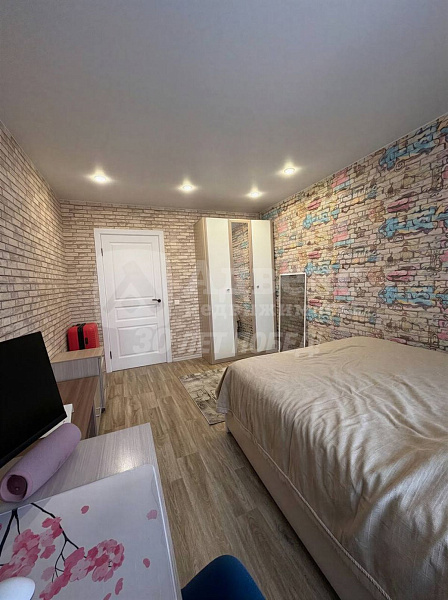 Квартира 3-комн., 67.5 м²