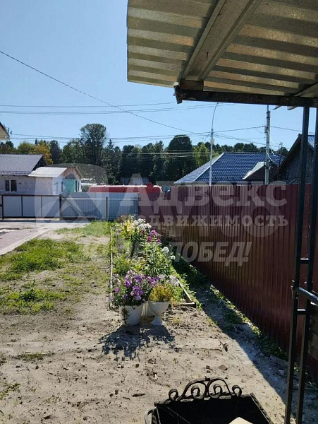 Коттедж 100 м²