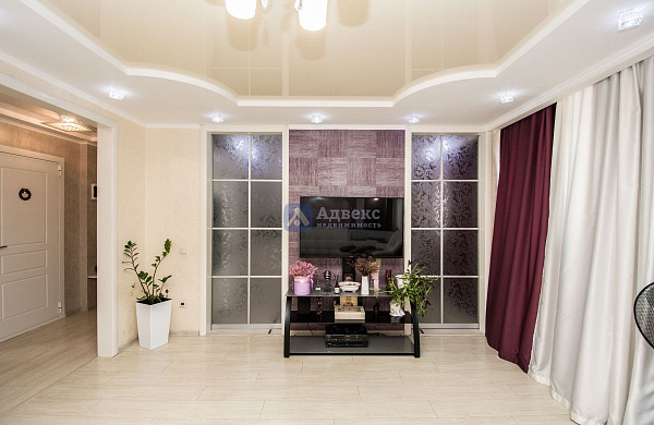 Квартира 3-комн., 83.4 м² Квартира 3-комн., 83.4 м²