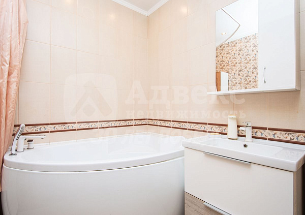 Квартира 3-комн., 77 м²