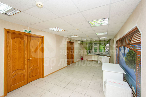 Офисные помещения 74.7 м²